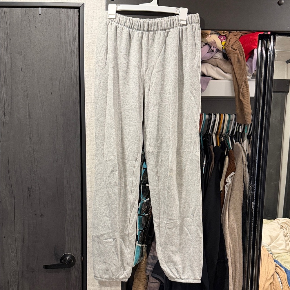 Women Gray Aerie Sweatpants